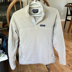 Patagonia sweater